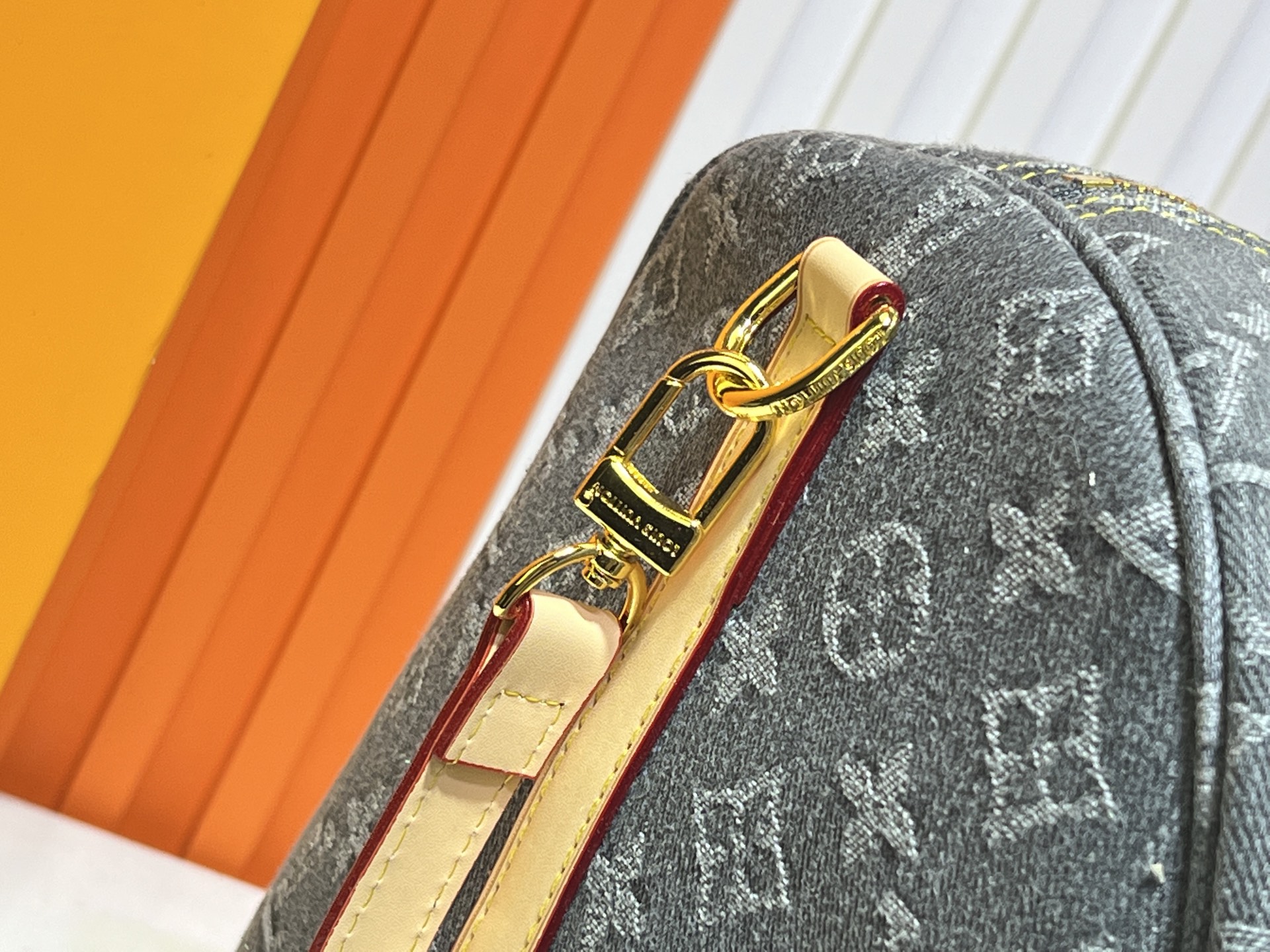 スーパーコピーバッグ国内発送対応N品安全必ず届く信用できるサイト